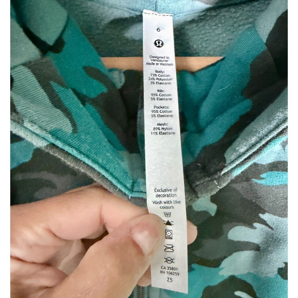 Lululemon Women's Heritage 365 Camo Tidewater Scuba Full Zip Hoodie Teal 6‎ - Picture 2 of 3